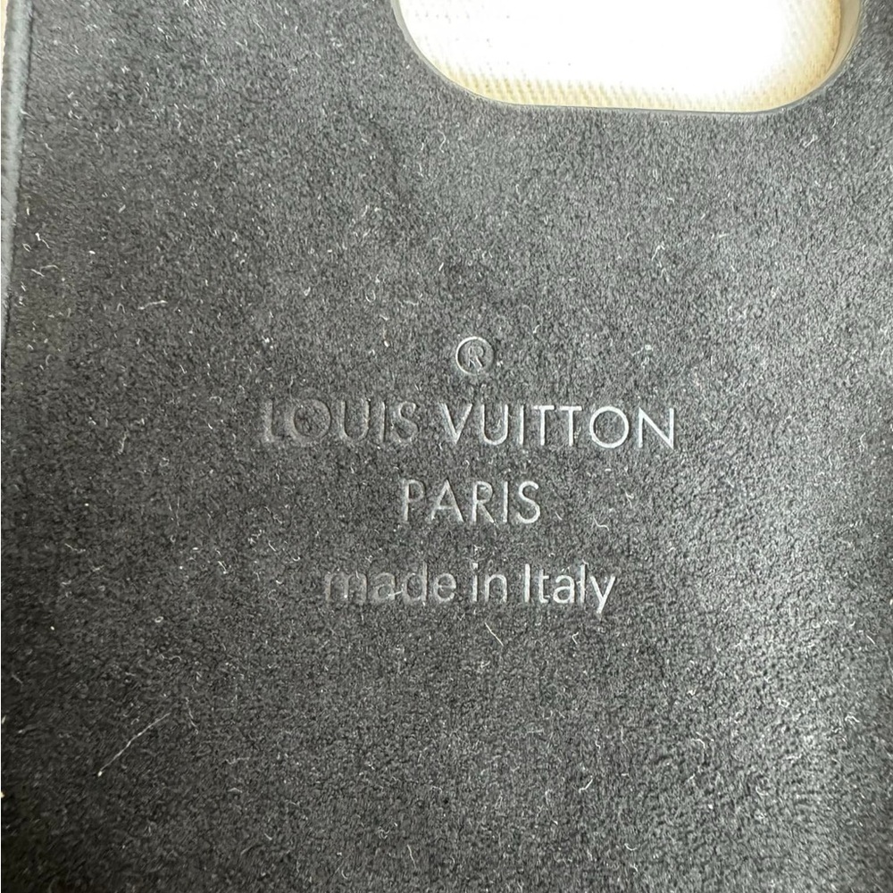 Louis Vuitton IPhone Case - Picture 7 of 9